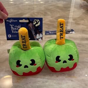 Fuzzy Friends Green and Red Plush Toys for Dogs